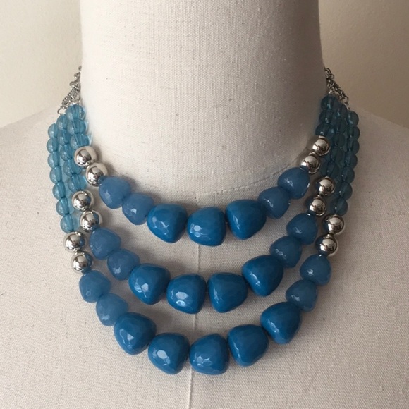 Vintage Blue and Silver Bead Statement Necklace in Silvertone Metal (19in) - Picture 1 of 6
